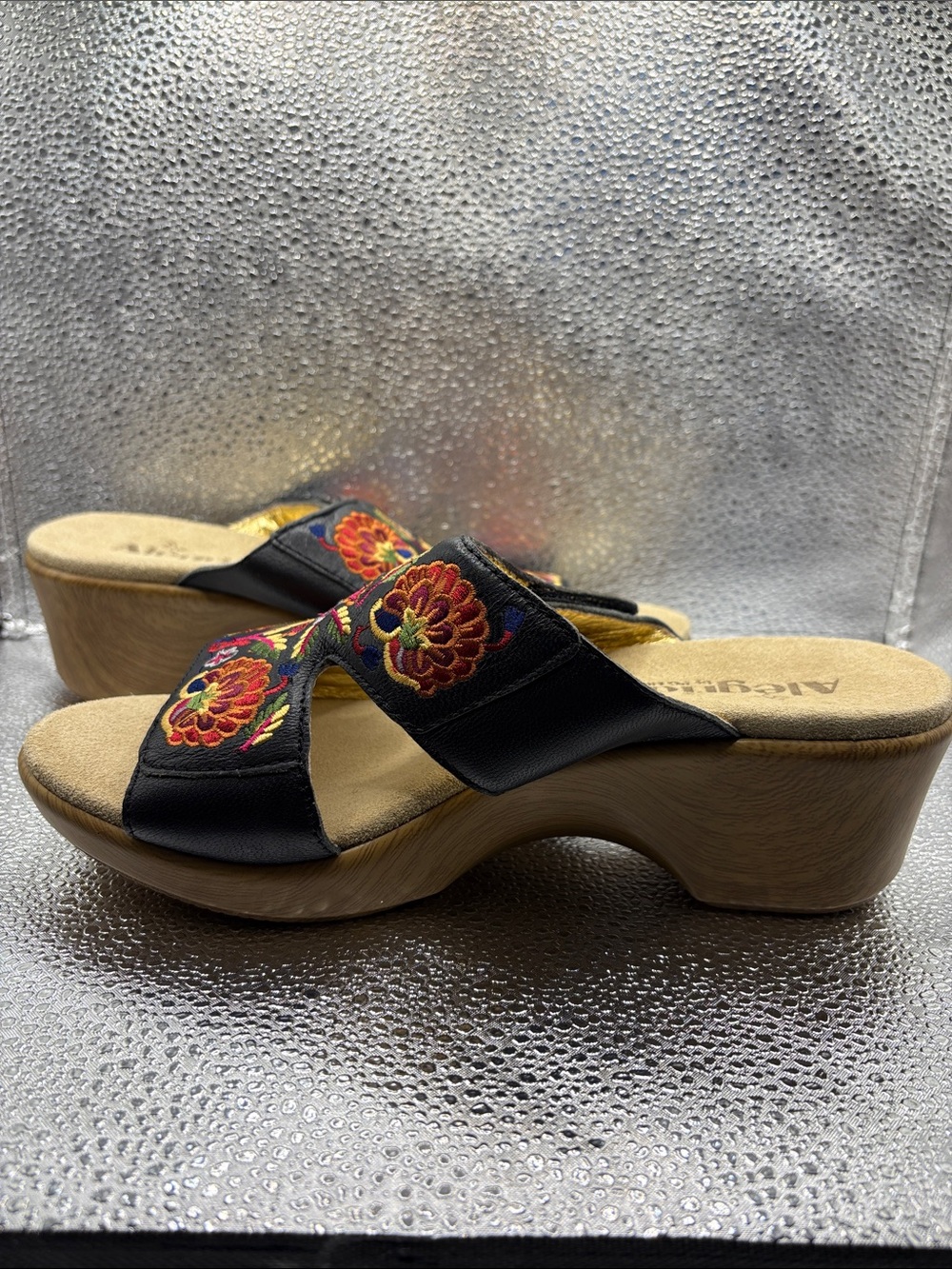 Alegria Black Leather Embroidered Floral Slide Wedge 7.5/EUR 38 like new